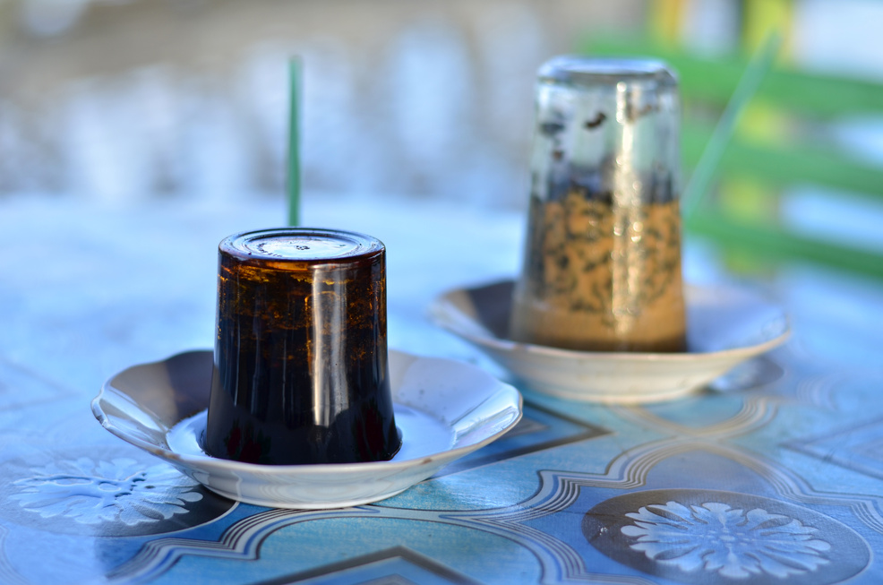 'Kupi Khop' is a unique way to drink coffee in Aceh